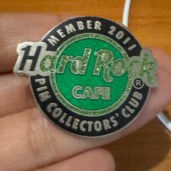 Hard Rock Cafe Jewelry - Hard Rock Cafe 2011 Green and Silver Collectors Club Pin